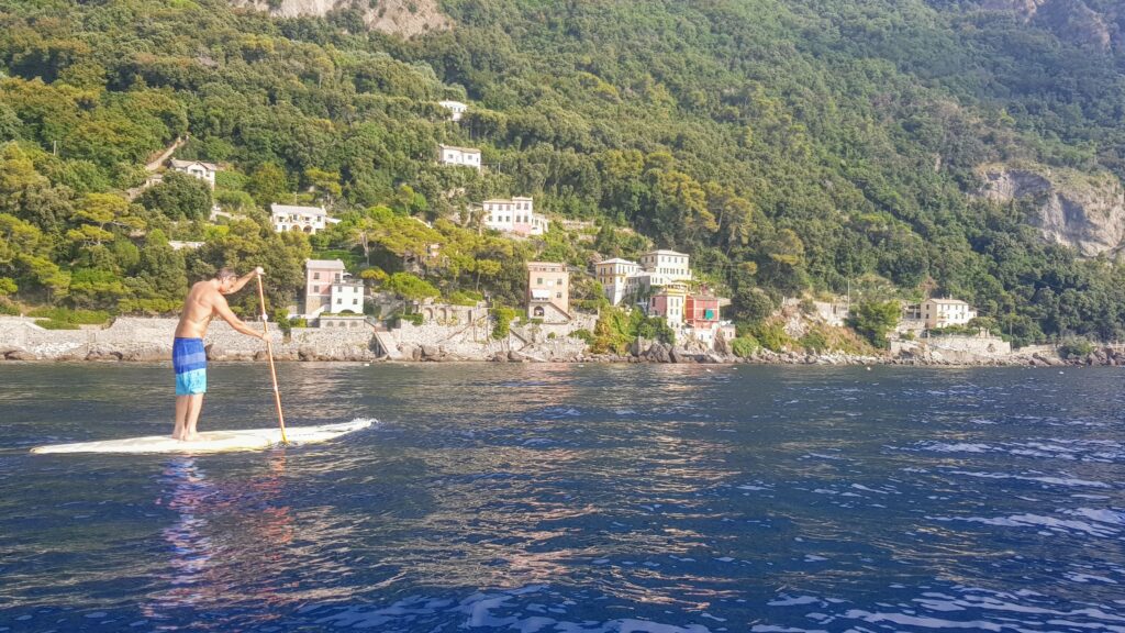 In SUP davanti a Porto Pidocchio - Punta Chiappa